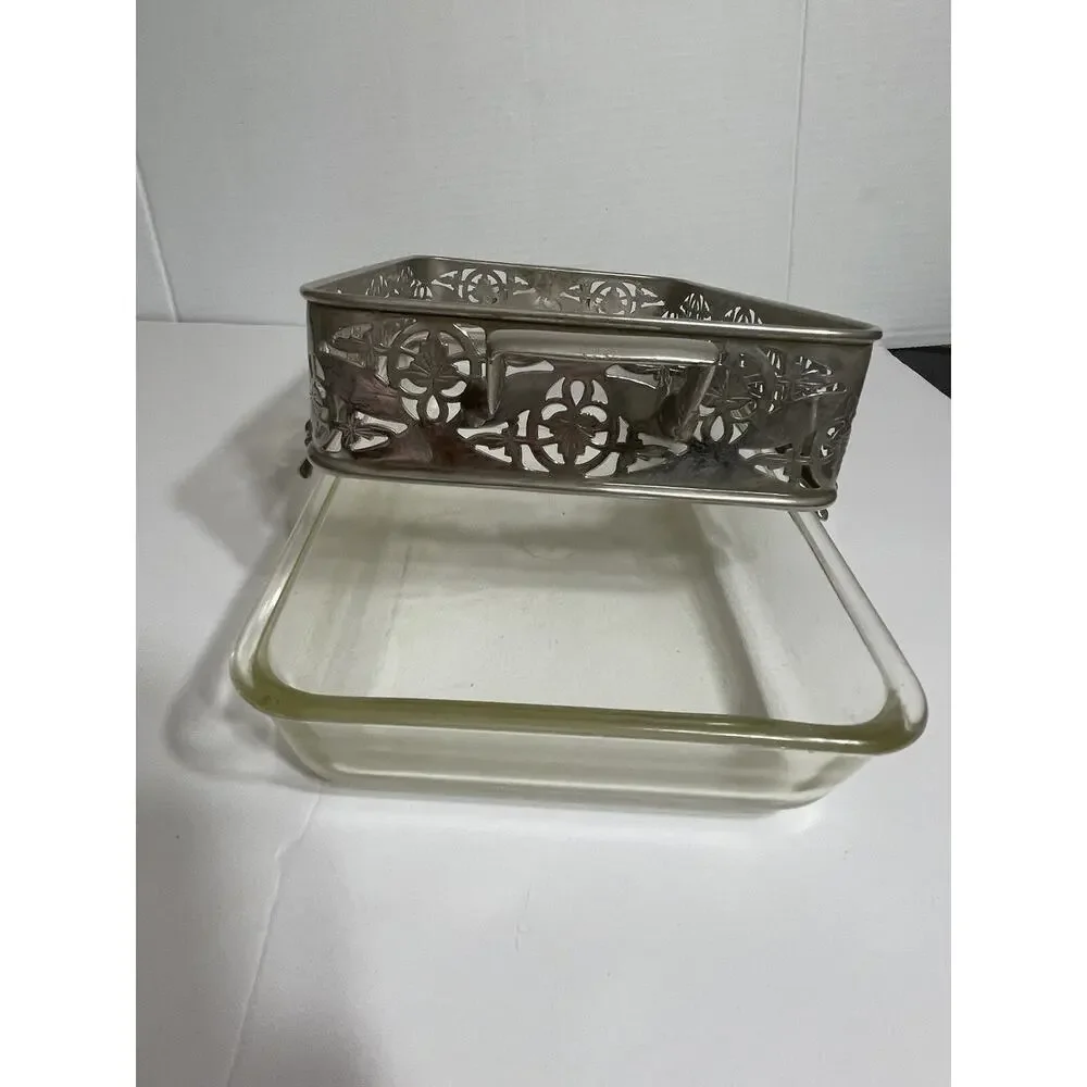 Vtg Footed Rectangular Serving Tray With‎ Pyrex Serving Dish